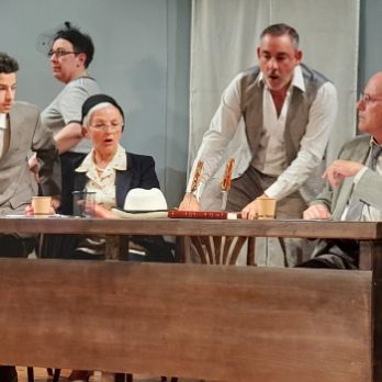 DOTZE SENSE PIETAT - Concurs Mostra Teatre Amateur TOMÀS NOGUERAS